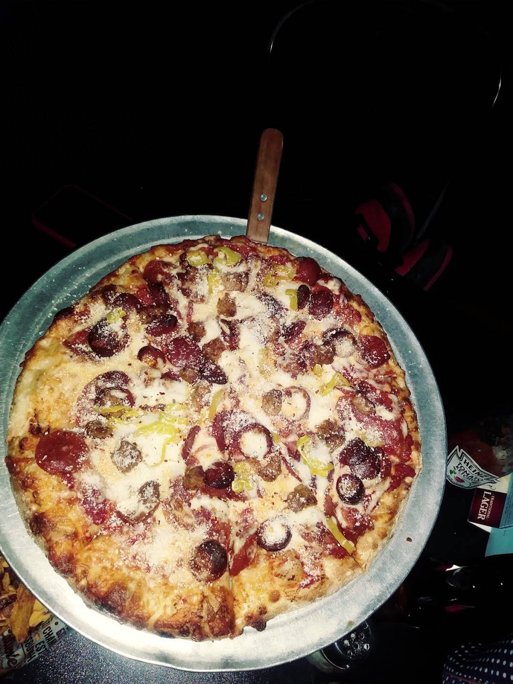 Caliente Pizza & Drafthouse | restaurant | 4624 Liberty Ave, Pittsburgh, PA 15224, USA | 4126821414 OR +1 412-682-1414