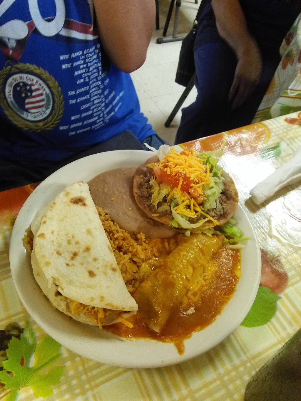 El Norteno | restaurant | 1643 Spur St, New Braunfels, TX 78130, USA | 8306252774 OR +1 830-625-2774