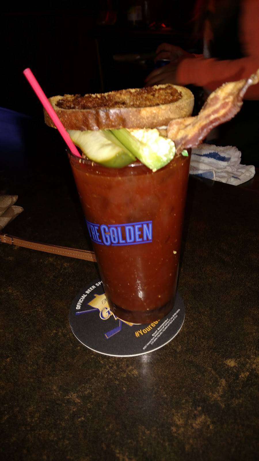 Steinys Bar | restaurant | 501 W 4th St, Winona, MN 55987, USA | 5074544380 OR +1 507-454-4380