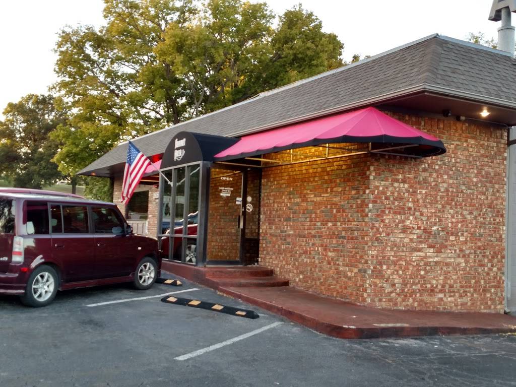 Hammett House Restaurant | restaurant | 1616 W Will Rogers Blvd, Claremore, OK 74017, USA | 9183417333 OR +1 918-341-7333