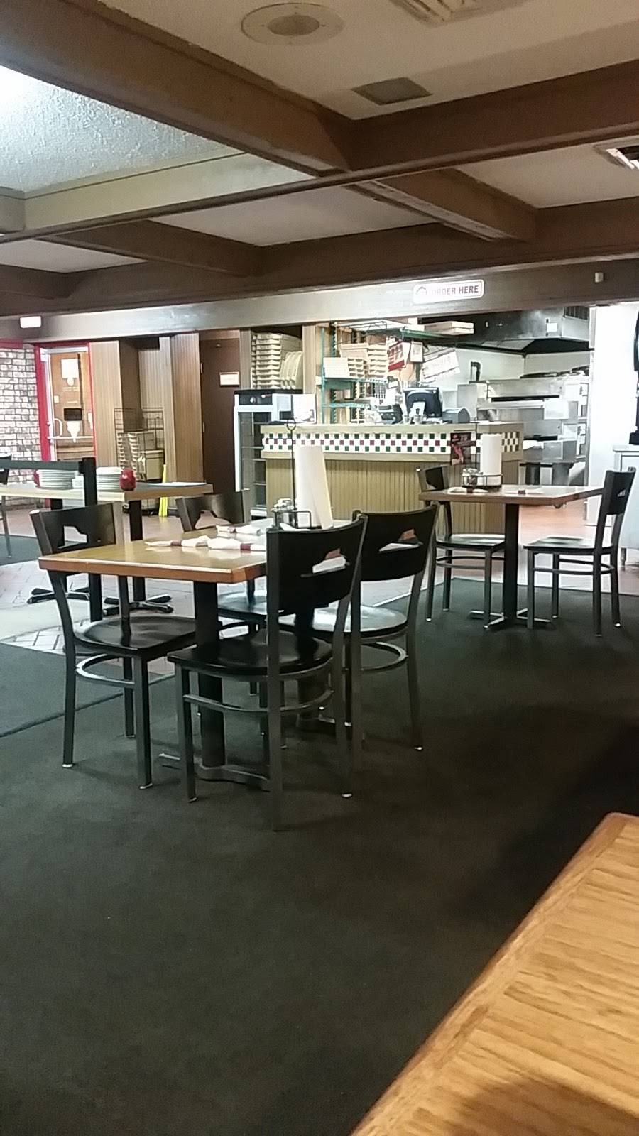 Pizza Hut | restaurant | 1104 E Main St, Fredericksburg, TX 78624, USA | 8309977222 OR +1 830-997-7222