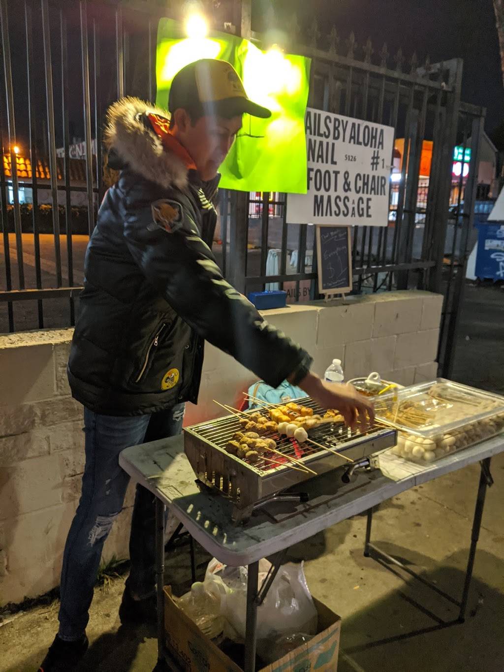 Thai meat bomz | restaurant | 5121-5129, Hollywood Blvd, Los Angeles, CA 90027, USA | 6264377281 OR +1 626-437-7281