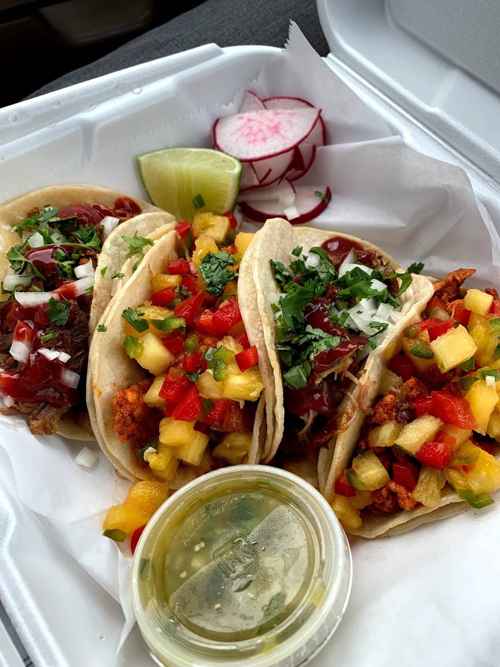 El Lechon | restaurant | 11989 St Paul St, Thornton, CO 80233, USA | 3039314079 OR +1 303-931-4079