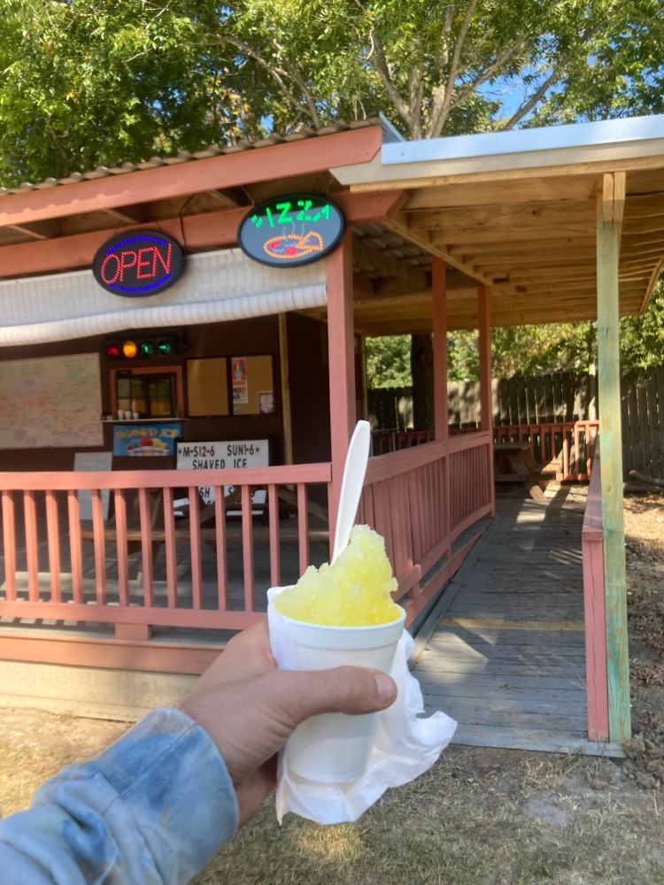 Eatz and Treats New Waverly | restaurant | 435 FM 1375, New Waverly, TX 77358, United States | 9363375648 OR +1 936-337-5648