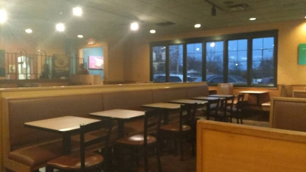 Taco Bueno | restaurant | 1210 W Will Rogers Blvd, Claremore, OK 74017, USA | 9183430971 OR +1 918-343-0971