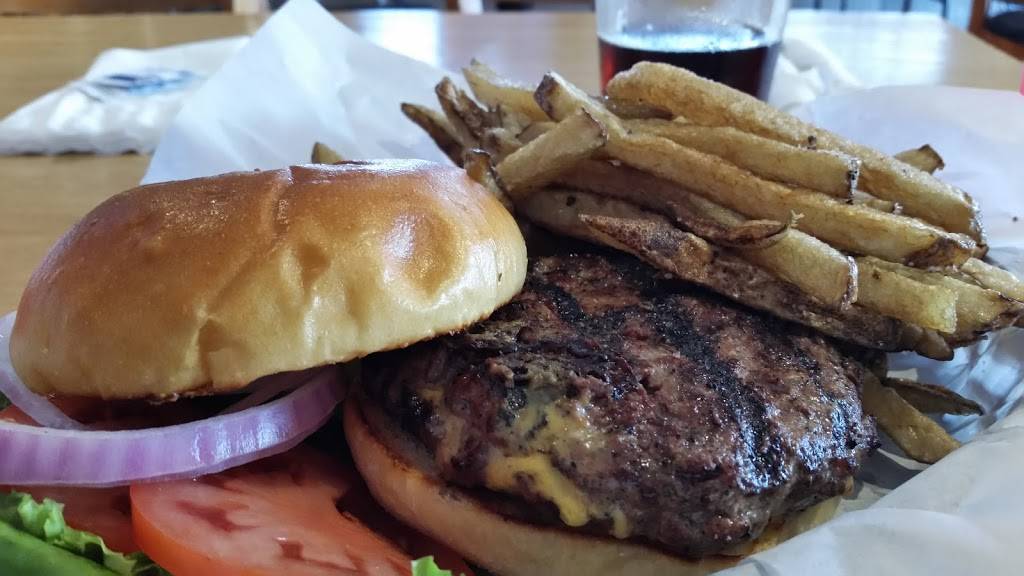 Chilis Grill & Bar | restaurant | 5975 W Arizona Pavilions Dr, Tucson, AZ 85743, USA | 5205729065 OR +1 520-572-9065