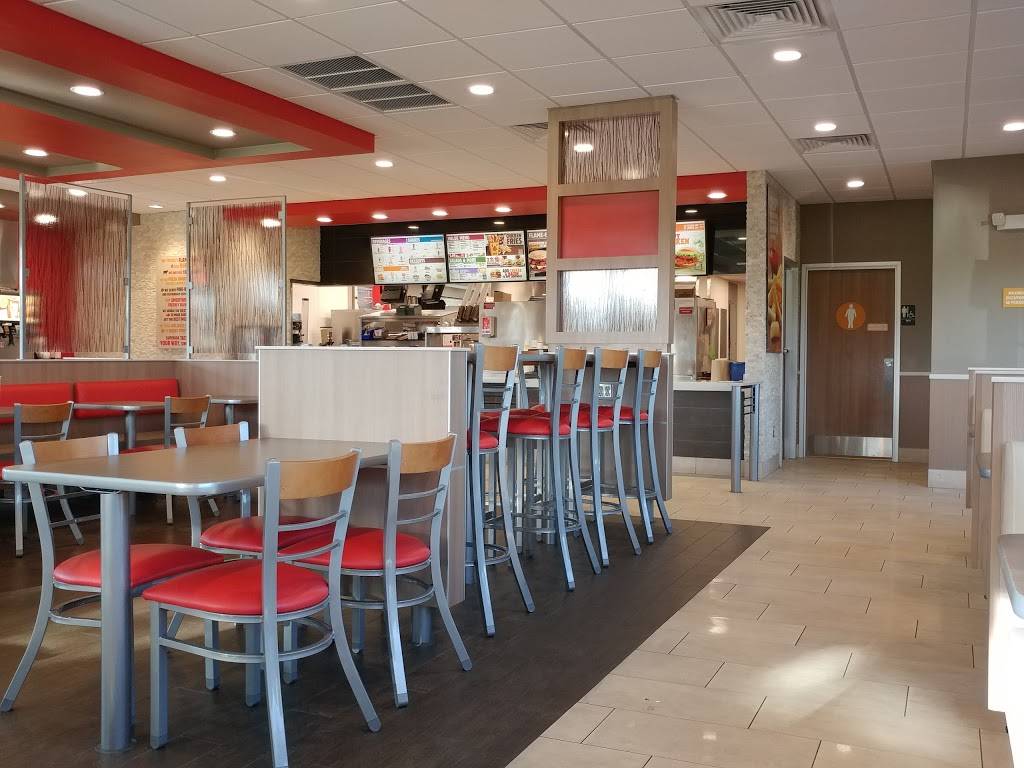 Burger King | restaurant | 3900 S State Rd 7, Lake Worth, FL 33449, USA | 9546631760 OR +1 954-663-1760