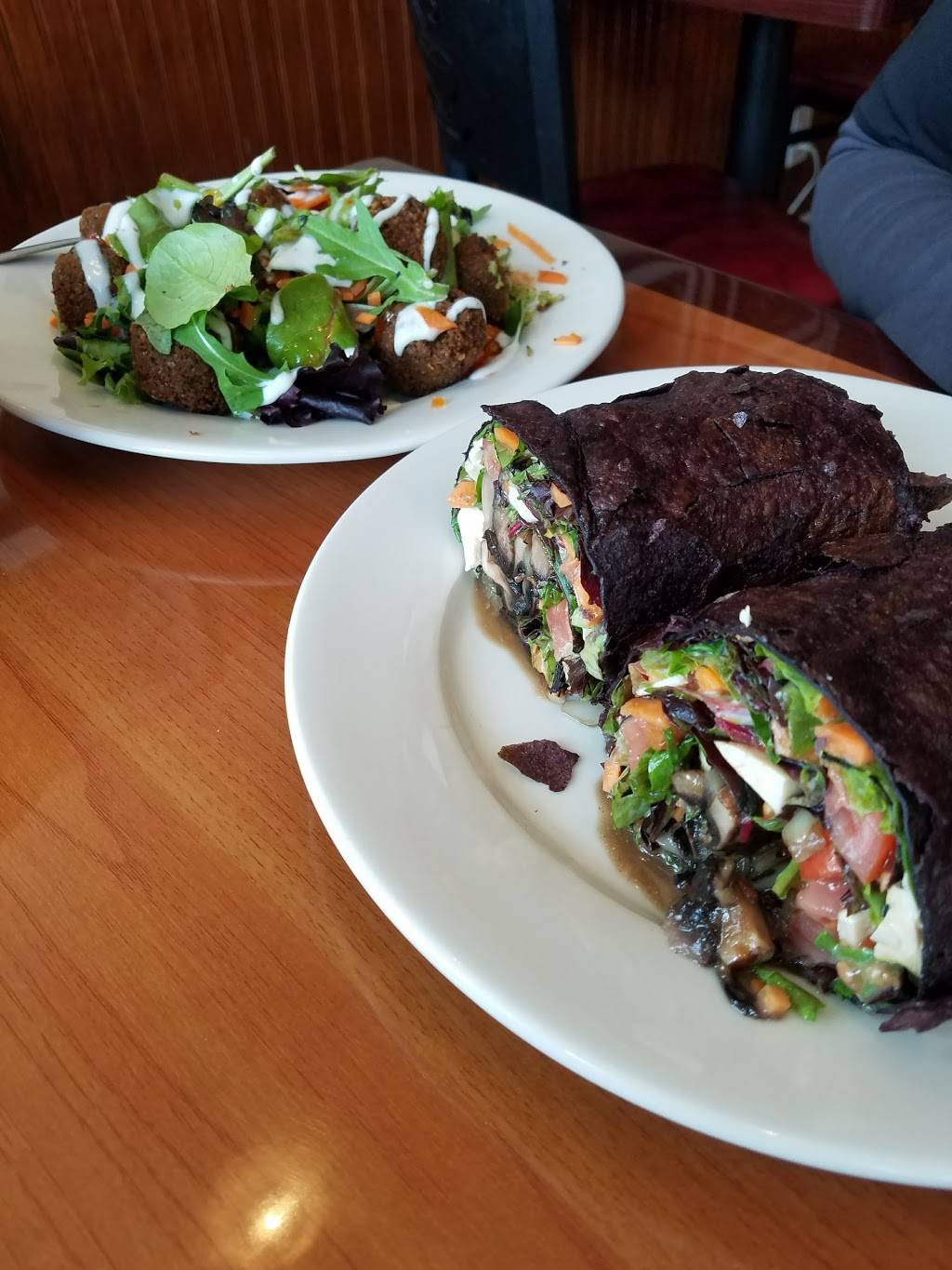 Andrews Healthy Foods | restaurant | 737 Broadway, Bayonne, NJ 07002, USA | 2013390033 OR +1 201-339-0033