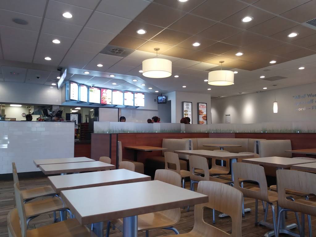 Wendys | restaurant | 6898 Bird Rd, Miami, FL 33155, USA | 3056612343 OR +1 305-661-2343