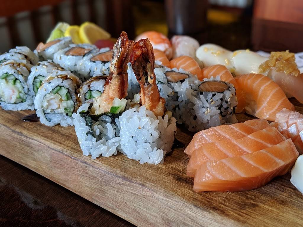 Tomo Sushi | restaurant | 4040 Creditview Rd, Mississauga, ON L5C 3Y8, Canada | 9053069060 OR +1 905-306-9060