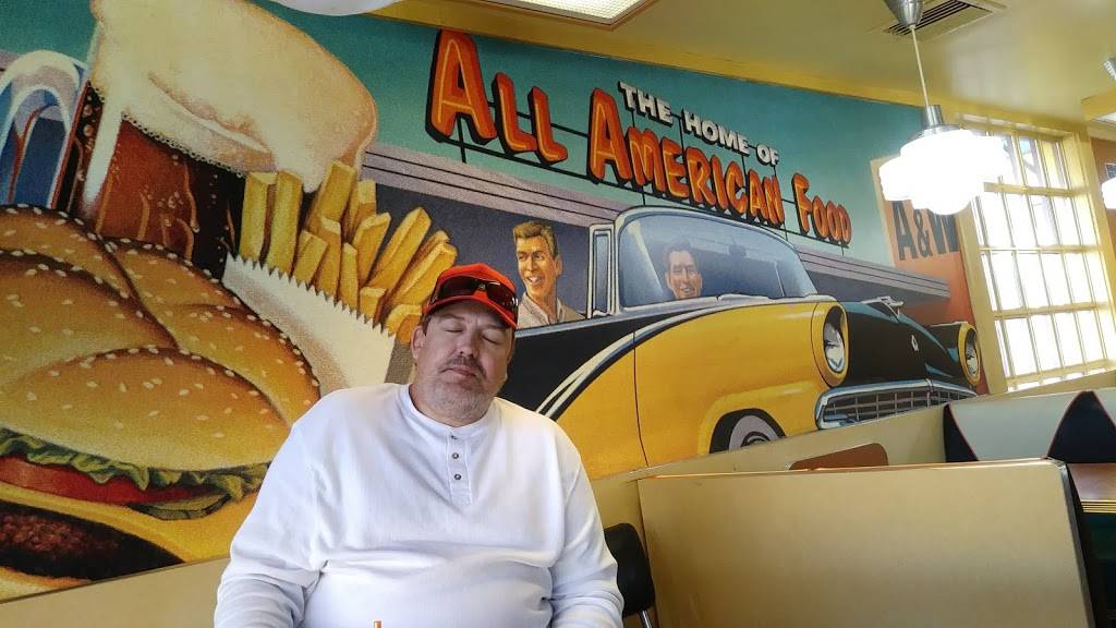 A&W Restaurant | restaurant | 3152 E 51st St, Tulsa, OK 74105, USA | 9187491219 OR +1 918-749-1219