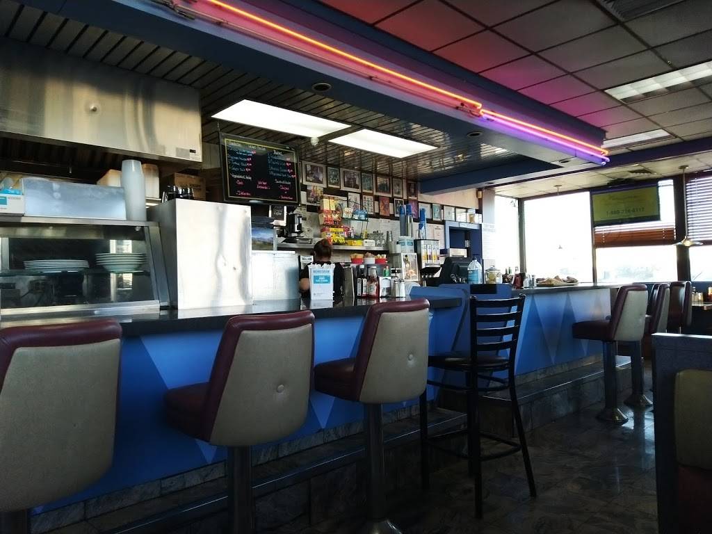 Seaport Diner | restaurant | 798 Dowd Ave, Elizabeth, NJ 07201, USA | 9083514510 OR +1 908-351-4510