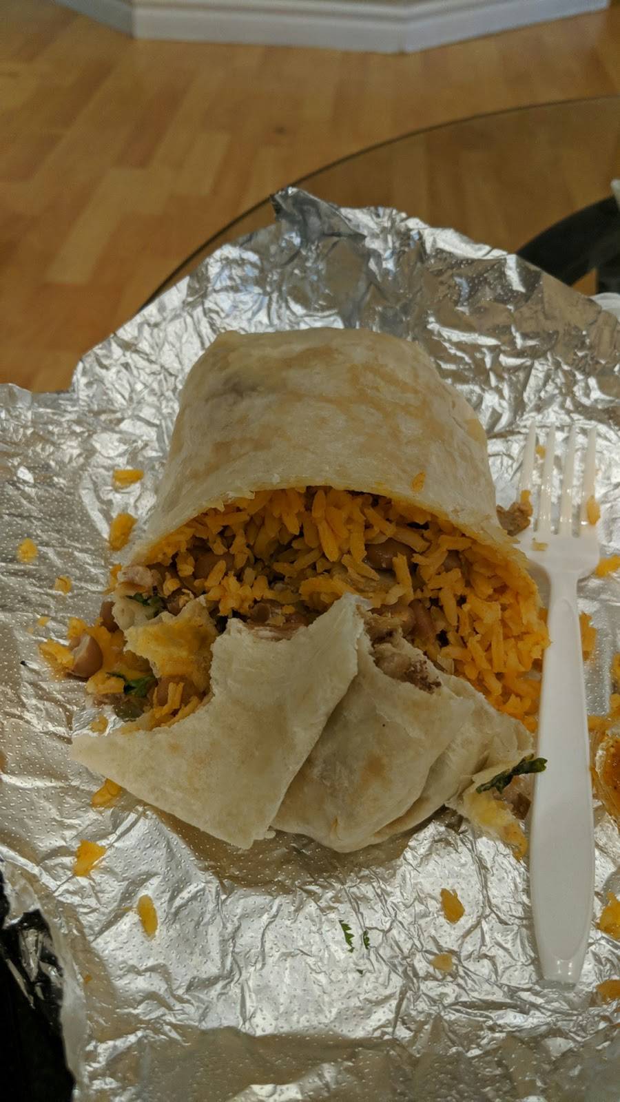 Tacos La Estrella | restaurant | 271 E Foothill Blvd, Rialto, CA 92376, USA | 9098758443 OR +1 909-875-8443