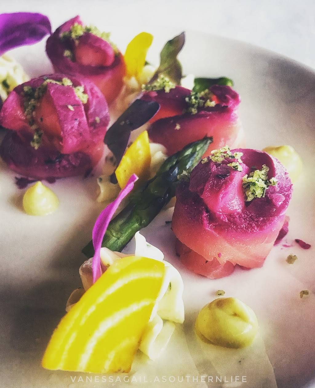 360 Grille | restaurant | 10 Hightower Pl, Florence, AL 35630, USA | 2562463600 OR +1 256-246-3600