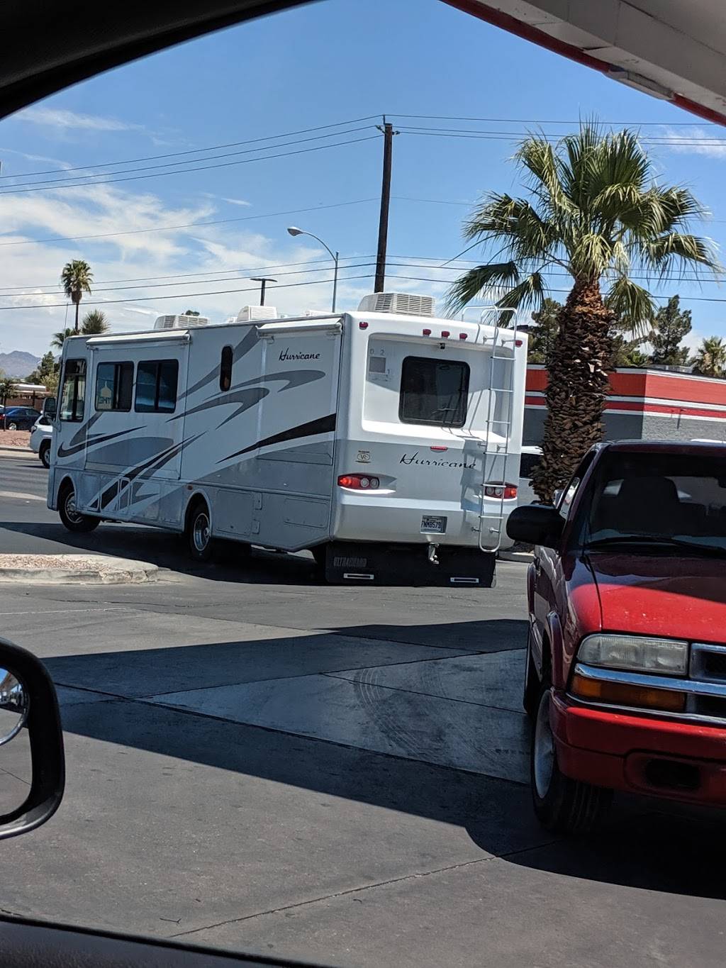 Circle K | meal takeaway | 5010 E Tropicana Ave, Las Vegas, NV 89122, USA | 7024353152 OR +1 702-435-3152