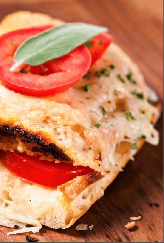 Firewood Café | restaurant | 1 Airport Dr, Oakland, CA 94621, USA | 5105633831 OR +1 510-563-3831