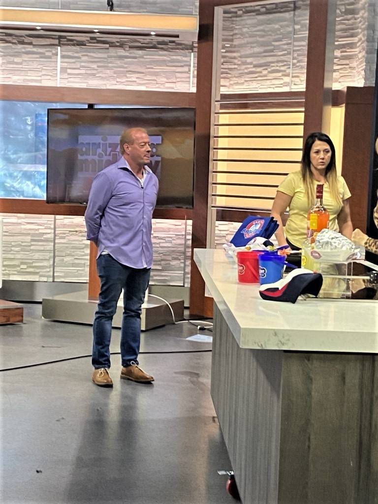 Genuine Broaster Chicken - Phoenix | meal takeaway | 201 W Lone Cactus Dr #2, Phoenix, AZ 85027, USA | 6027685102 OR +1 602-768-5102