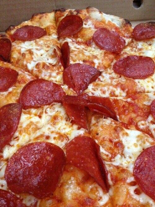 Royal Pizza | restaurant | 55-06 Myrtle Ave, Ridgewood, NY 11385, USA | 7184977090 OR +1 718-497-7090