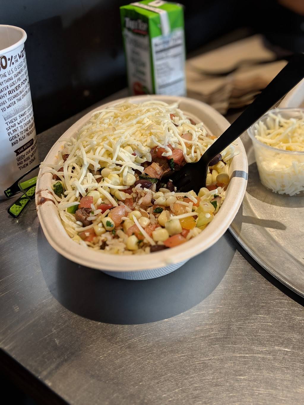 Chipotle Mexican Grill | restaurant | 18461 NW 67th Ave, Hialeah, FL 33015, USA | 3055584282 OR +1 305-558-4282