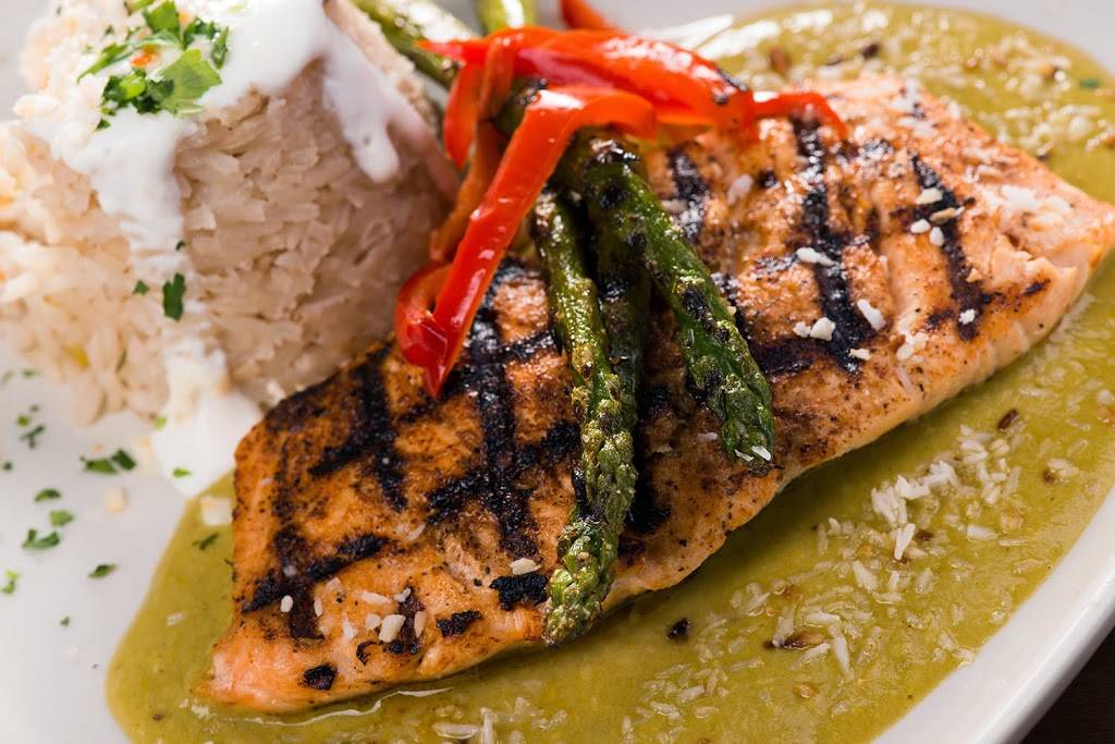 Mago Grill & Cantina | restaurant | 100 W Higgins Rd M-05, South Barrington, IL 60010, USA | 8478444400 OR +1 847-844-4400