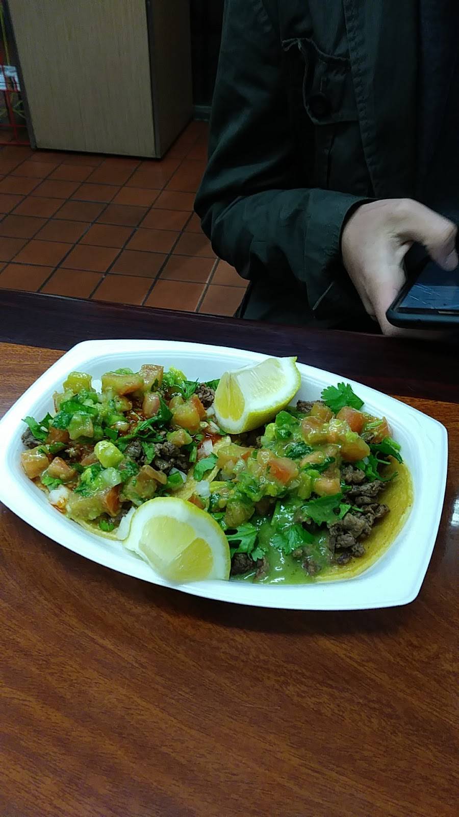 Los Volcanes | restaurant | 937 W Holt Ave B, Pomona, CA 91768, USA | 9096204848 OR +1 909-620-4848