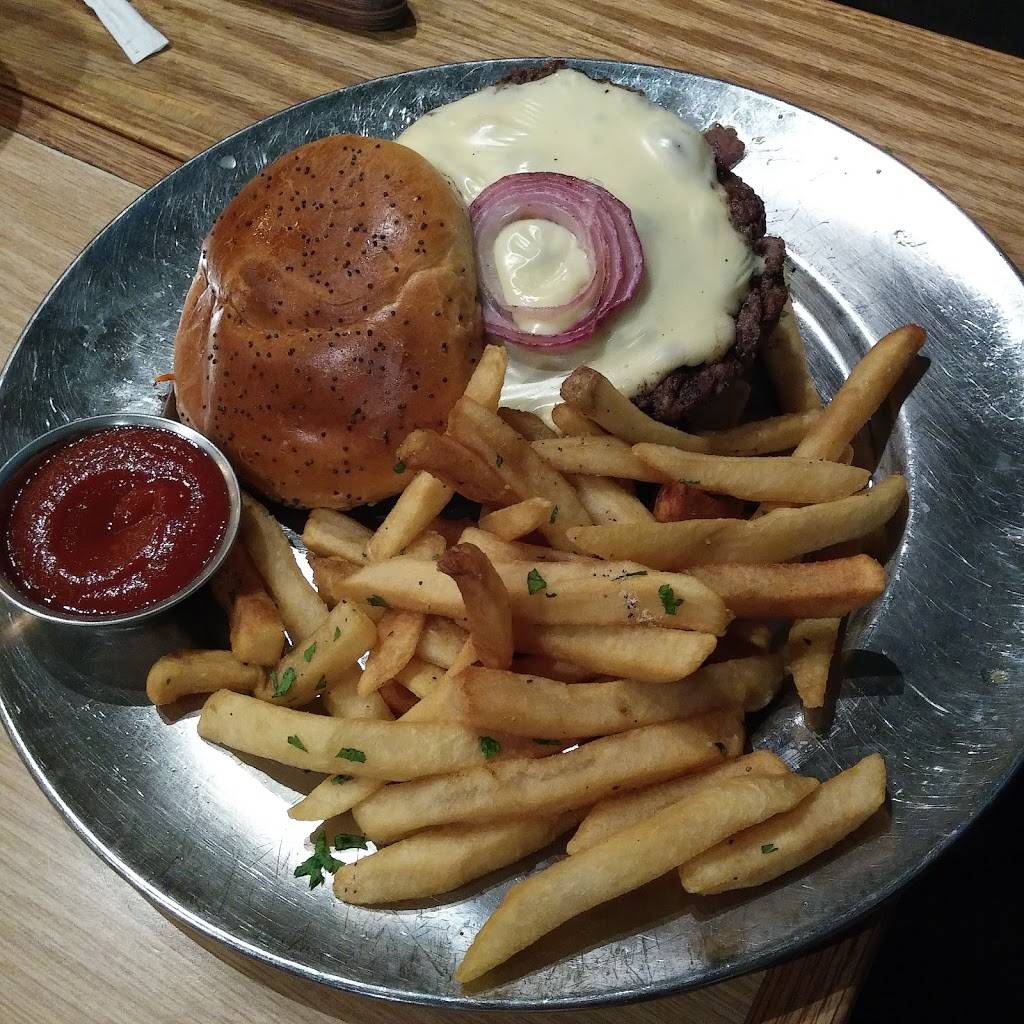 Eureka! | restaurant | 345 W Pearl Ave, Redlands, CA 92374, USA | 9093355700 OR +1 909-335-5700