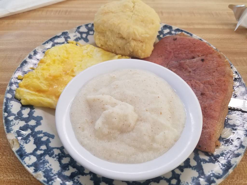 Sisters | restaurant | 207 E Rickert Ave, Dickson, TN 37055, USA | 6154414737 OR +1 615-441-4737