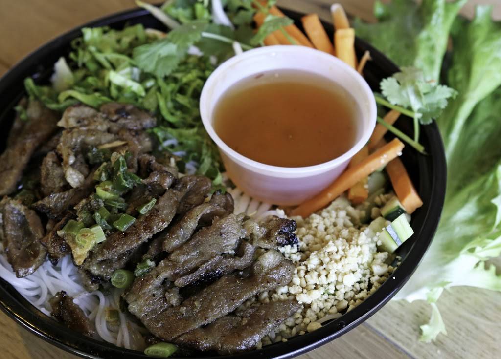 Pho Bowl | restaurant | 5290 Belt Line Rd #114, Dallas, TX 75254, USA | 9728072685 OR +1 972-807-2685