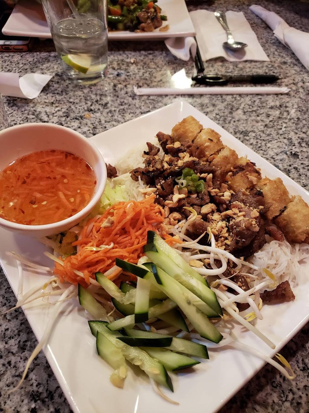 Cafe Trang | restaurant | 1442 Draper Pkwy, Draper, UT 84020, USA | 8015713888 OR +1 801-571-3888