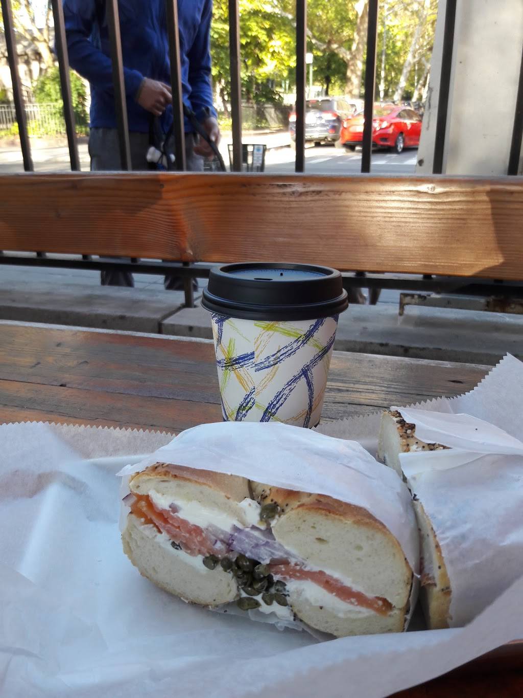 Gowanus Yacht Club | restaurant | 323 Smith St, Brooklyn, NY 11231, USA | 7182461321 OR +1 718-246-1321