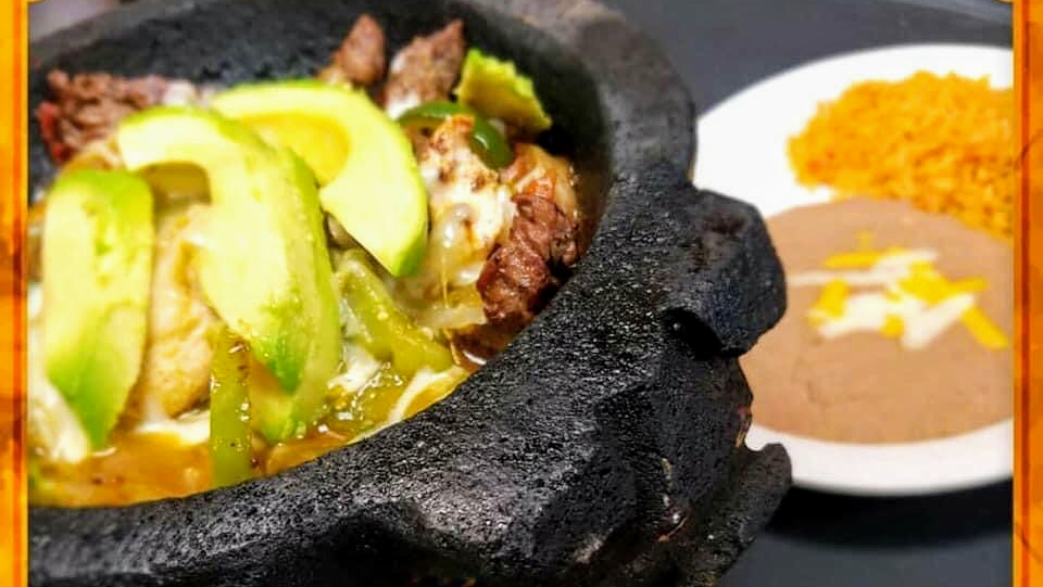 Flores Mexican Restaurant | restaurant | 213 W Main St, Marlow, OK 73055, USA | 5806589391 OR +1 580-658-9391