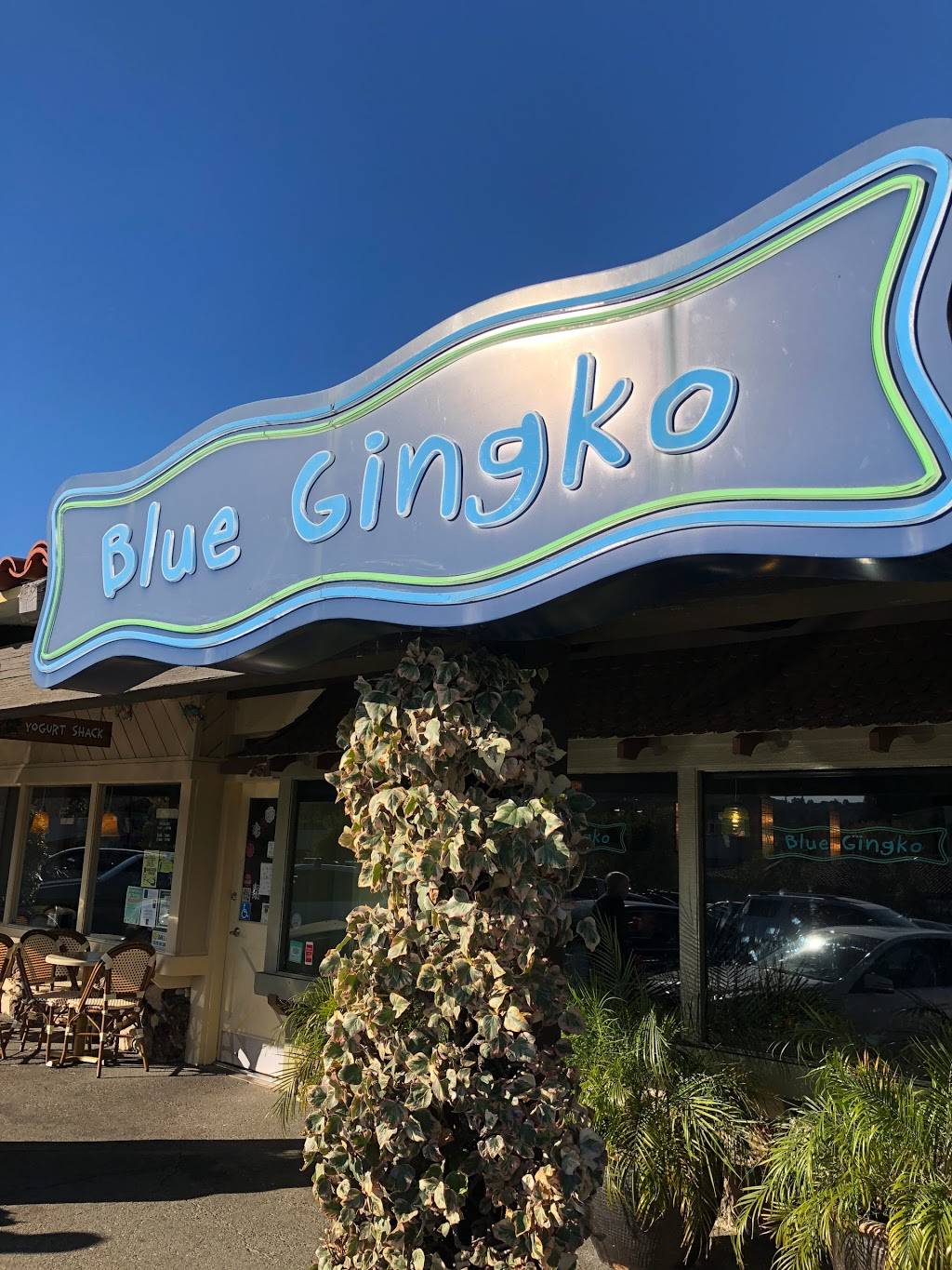 Blue Gingko | restaurant | 3518 Mt Diablo Blvd, Lafayette, CA 94549, USA | 9259629020 OR +1 925-962-9020
