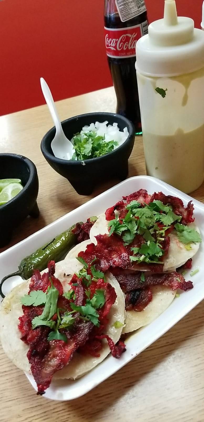 Las Huastecas | restaurant | 7124 Military Pkwy, Dallas, TX 75227, USA | 2143812722 OR +1 214-381-2722