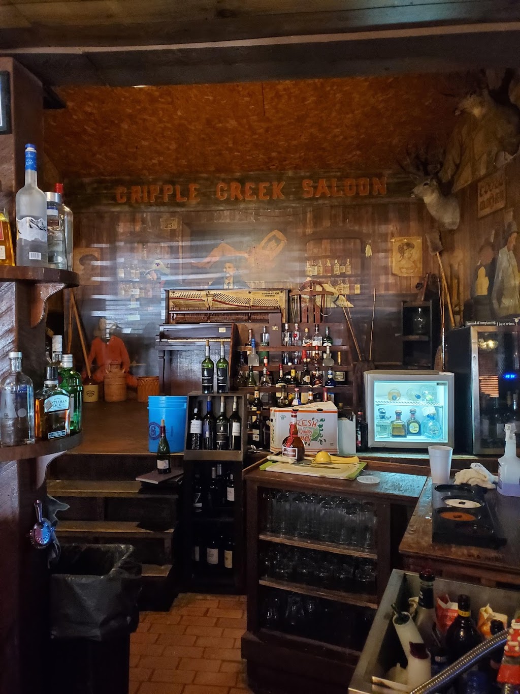 Cripple Creek Steakhouse | restaurant | 5667 US-90, Del Rio, TX 78840, USA | 8307750153 OR +1 830-775-0153