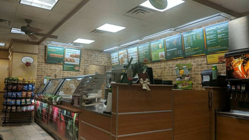 Subway | restaurant | 469 West Putnam Avenue, Greenwich, CT 06830, USA | 2037691326 OR +1 203-769-1326
