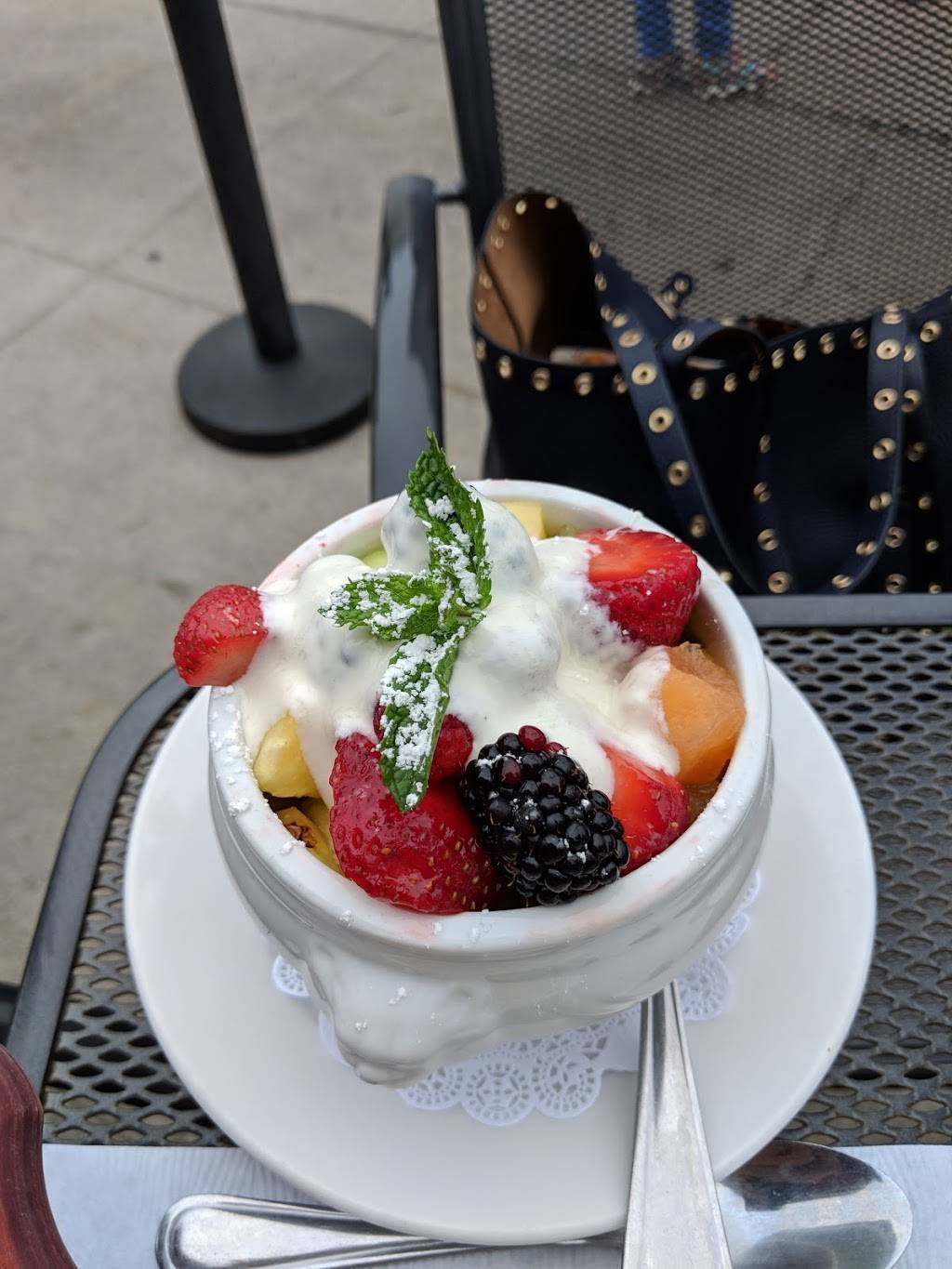 Red House Cafe | cafe | 662 Lighthouse Ave, Pacific Grove, CA 93950, USA | 8316431060 OR +1 831-643-1060