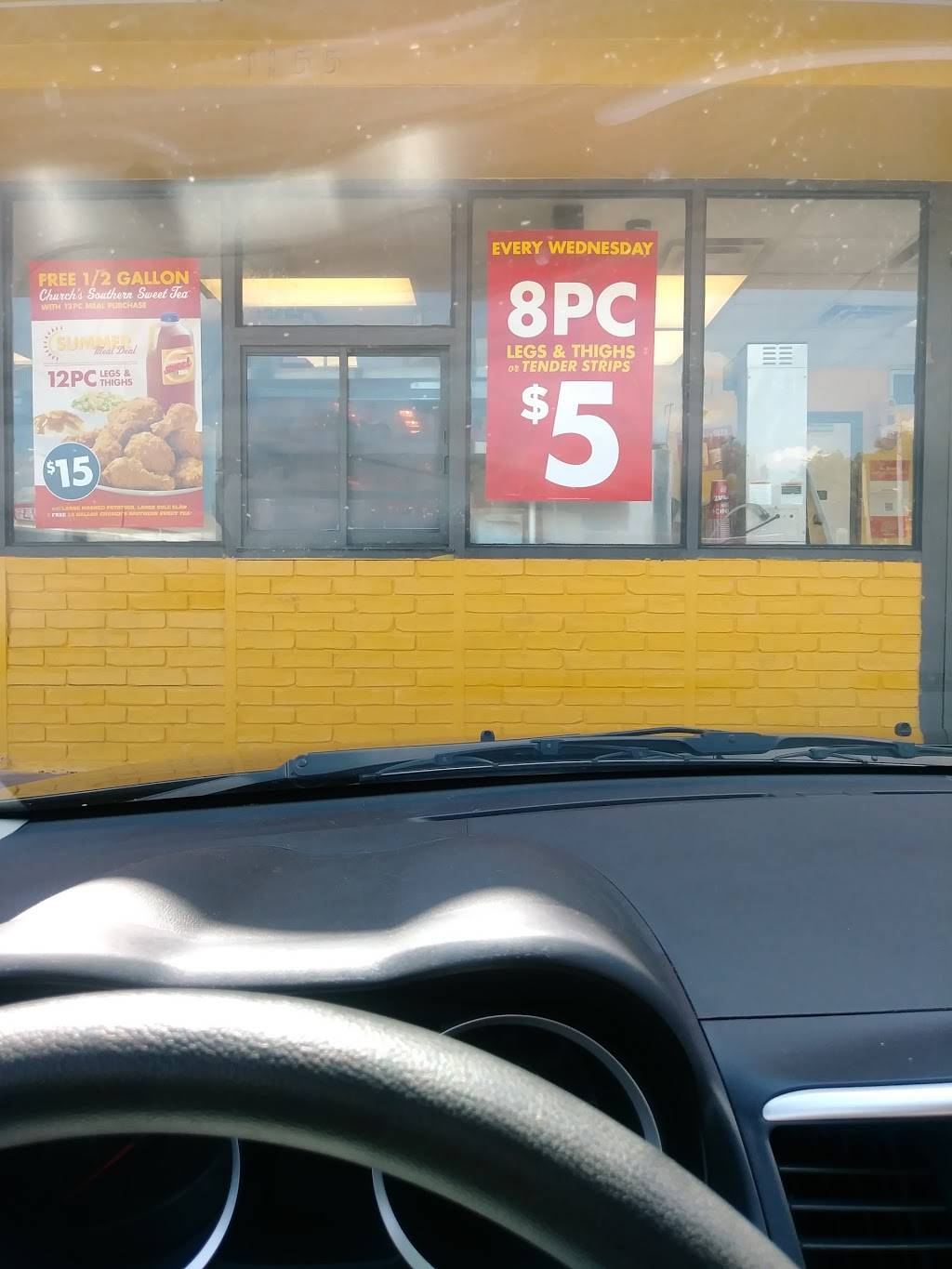 Churchs Chicken | restaurant | 1155 S Bellevue Blvd, Memphis, TN 38104, USA | 9017751190 OR +1 901-775-1190