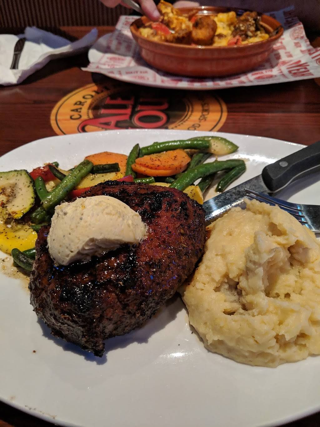 Carolina Ale House | restaurant | 317 S College Rd C, Wilmington, NC 28403, USA | 9107919393 OR +1 910-791-9393