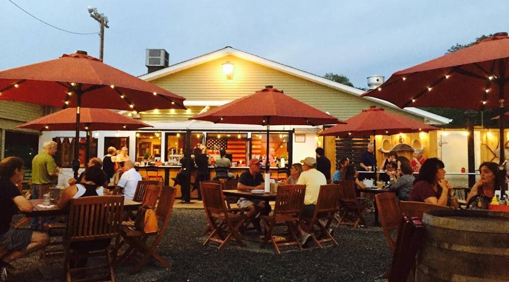 The Yankee | restaurant | 387 U.S. 9, Fishkill, NY 12524, USA | 8452027384 OR +1 845-202-7384