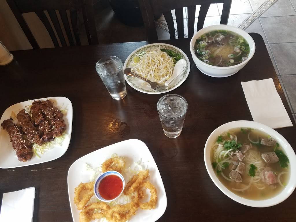 White Lotus Restaurant | restaurant | 35 SE Everett Mall Way # 106, Everett, WA 98208, USA | 4253558018 OR +1 425-355-8018