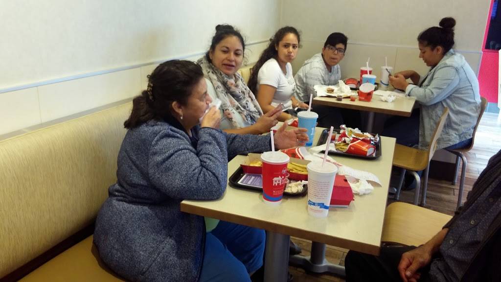 Wendys | restaurant | 20093 Rte 19, Cranberry Twp, PA 16066, USA | 7247720063 OR +1 724-772-0063