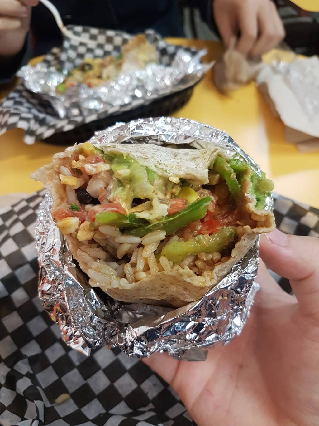 Burrito gringo Merivale | restaurant | 1715 Merivale Rd, Nepean, ON K2G 3K2, Canada | 6137239699 OR +1 613-723-9699