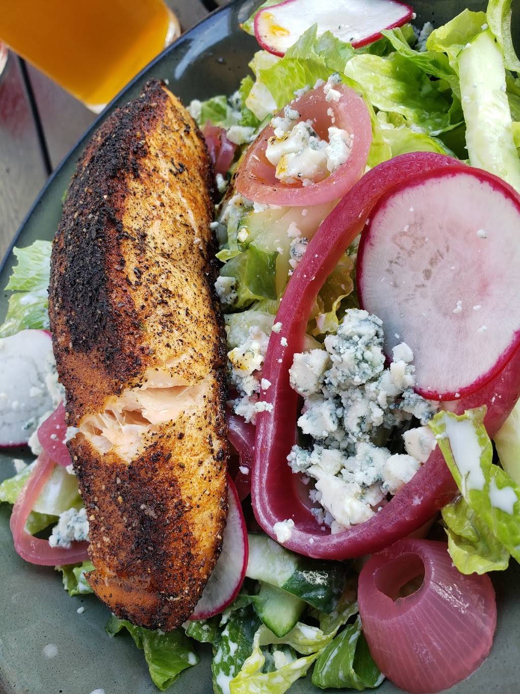 600 Kitchen & Bar | restaurant | 600 E Michigan Ave, Kalamazoo, MI 49007, USA | 2694432401 OR +1 269-443-2401