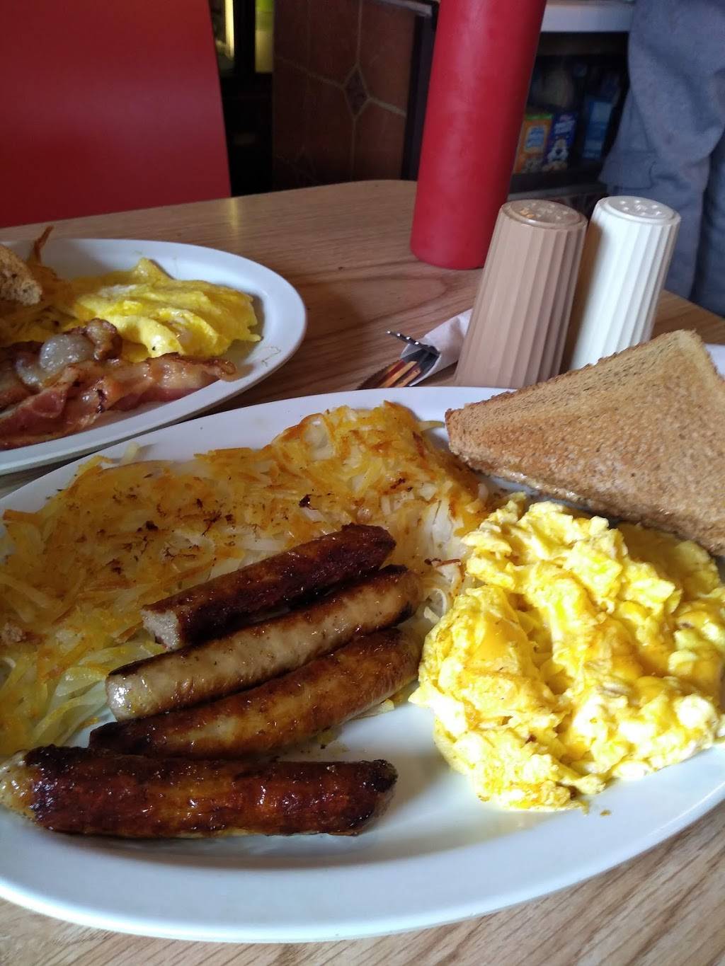 Diana Bakers Diner | restaurant | 3380 W 46th St, Cleveland, OH 44102, USA | 2166311533 OR +1 216-631-1533