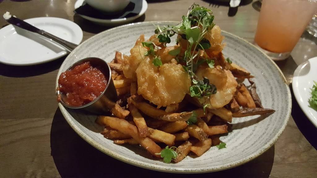 Blinkers Beachside Steakhouse and Lounge | restaurant | 476 Mandalay Ave, Clearwater Beach, FL 33767, USA | 7277541757 OR +1 727-754-1757