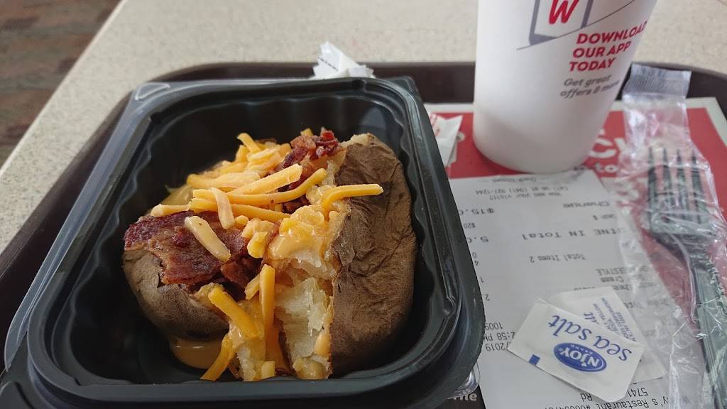 Wendys | restaurant | 5741 Clark Rd, Sarasota, FL 34233, USA | 9419271244 OR +1 941-927-1244