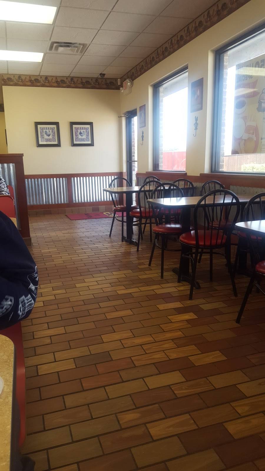 Chicken Express-LakeWorth | restaurant | 6765 Lake Worth Blvd, Lake Worth, TX 76135, USA | 8172387520 OR +1 817-238-7520