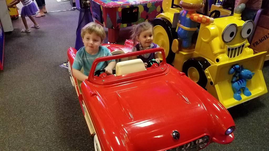 Peter Piper Pizza | meal takeaway | 507 S Main St, Las Cruces, NM 88001, USA | 5755232418 OR +1 575-523-2418