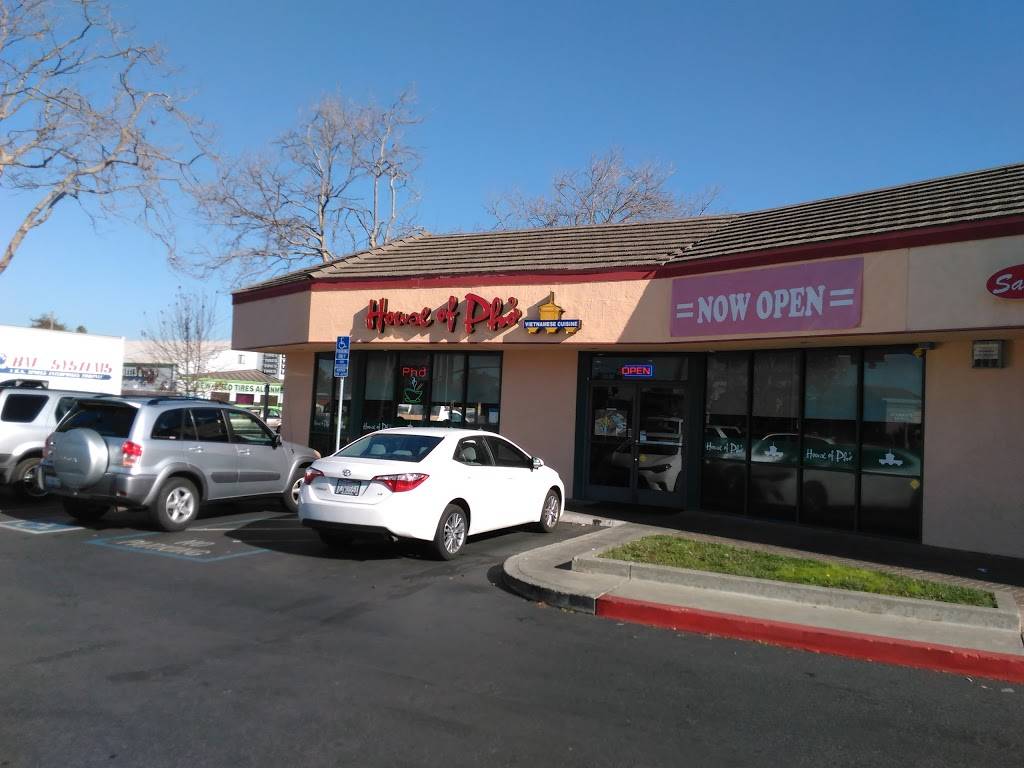 House of Pho | restaurant | 20500 Hesperian Blvd, Hayward, CA 94541, USA | 5105783533 OR +1 510-578-3533