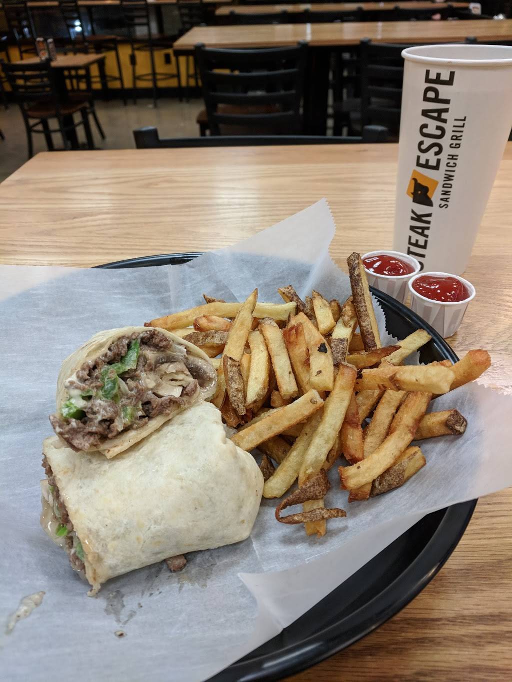 Steak Escape Sandwich Grill | restaurant | 2540 Hilliard Rome Rd, Hilliard, OH 43026, USA | 6147777616 OR +1 614-777-7616